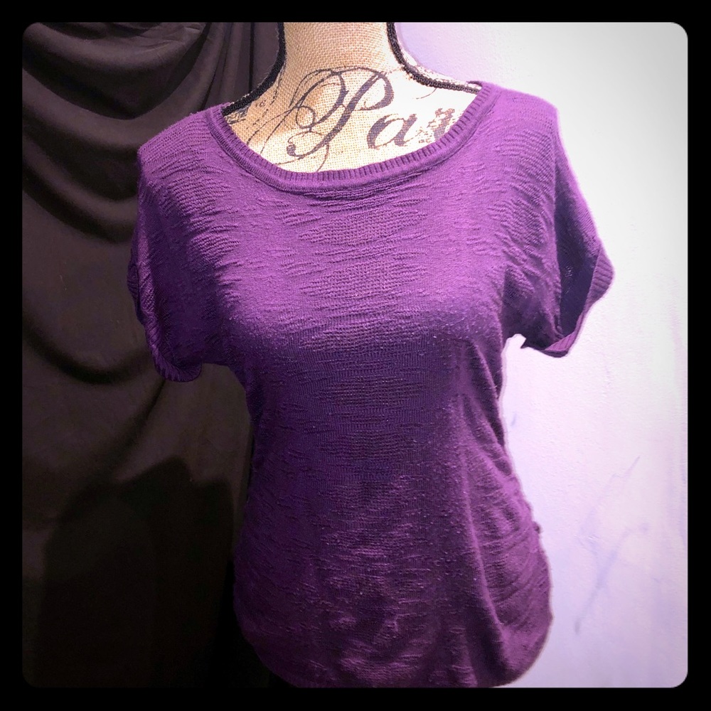 A.n.a . Soft and sweet short sleeve sweater